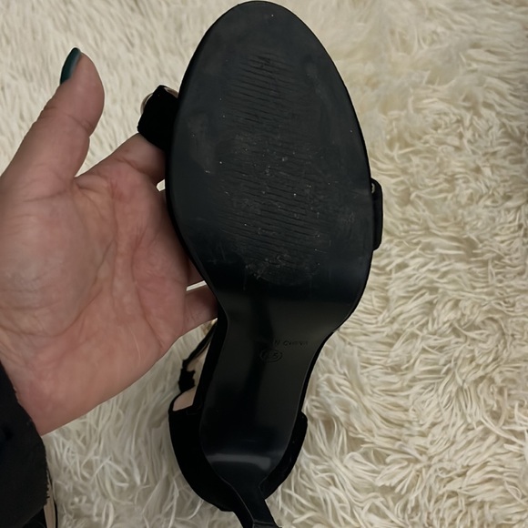 Beautiful hells. - Picture 2 of 3